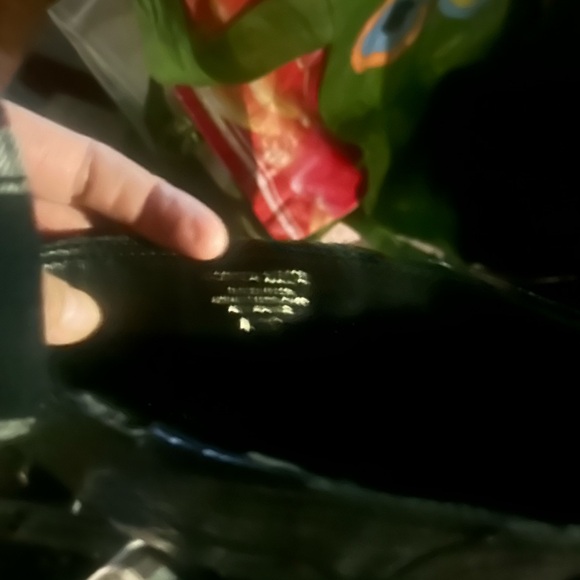 Black boots - Picture 7 of 7